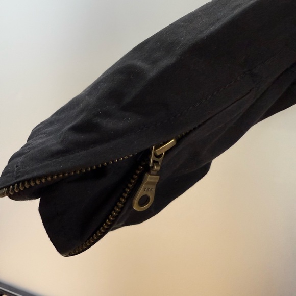 Levi's Women's Black Waxed Cloth Utility Jacket - Picture 10 of 11